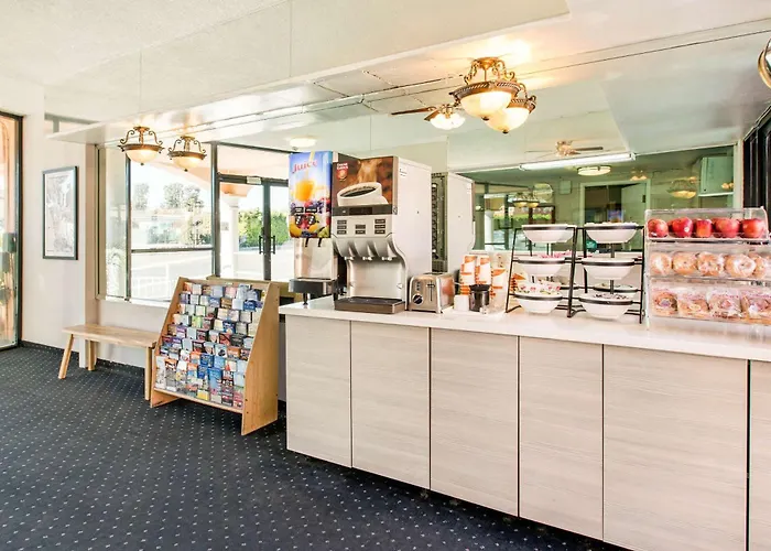 Rodeway Inn near Melrose Ave Los Angeles